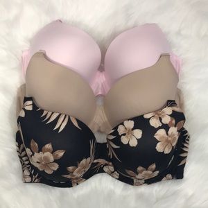 Victoria’s Secret PINK Lightly Lined Bra Bundle